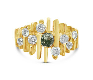 DEMANTOID GARNET AND DIMOND RING
MODERN STYLE
.25 DEMANTOID GARNET
.66 CTTW SI DIAMONDS
14KY SIZE 7.5
WHITE GOLD AVAILABLE