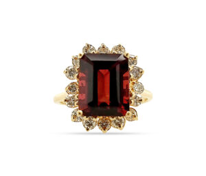 GARNET AND DIAMOND RING
4.00CT GARNET
.60 CTTW DIAMONDS
14KY   SIZE 6.5