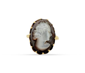 ESTATE 1890-1900'S CAMEO RING
CARVED MOTHER OF PEARL
14KT YELLOW
SIZE 5.5