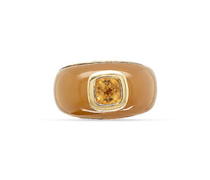YELLOW JADE AND CITRINE RING
14KY 
SIZE 7.5
TOTAL WEIGHT 8.5GM
DOME STYLE
4 X 4 CUSHION CITRINE