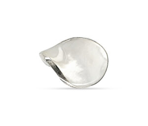 MOTHER OF PEARL RING
STERLING SILVER 925
WEIGHT 8.5 GR APPROX
SIZES 6, 8, 9