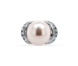 SOUTH SEA PEARL AND DIAMOND RING
12 MM WHITE SS PEARL
.25 CT VS DIAMONDS
18KW
SIZE 8
13.4 GM