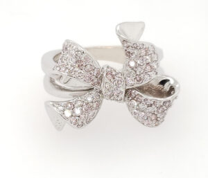 .90 CTTW PINK DIAMONDS AND 18KW GOLD, SIZE 8