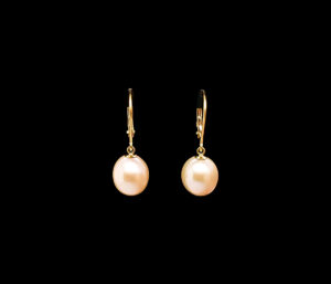 PEARL AND GOLD EARRINGS
9-9.5 MM PINK PEARL
14KY LEVER BACK
9MM APPROX LENGTH