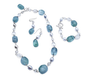 FLOURITE, QUARTZ AND PINK PEARL NECKLACE, EARRING AND BRACELET SET