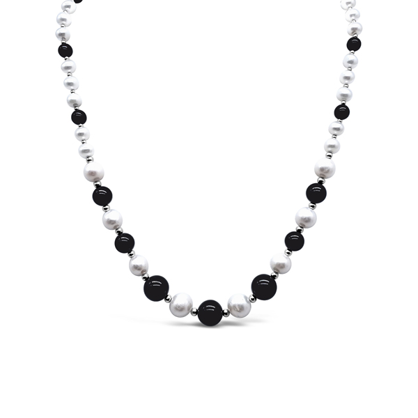 Black Onyx And Whtie Pearl Necklace