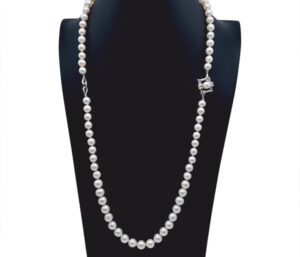 JAPANESE AKOYA PEARL AND DIAMOND NECKLACE
7-10MM PEARL GRADUATED
.35CT DIAMOND 
14KW CLASP
28" APPROX LENGTH